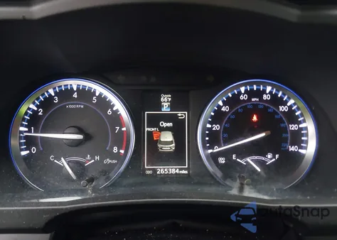 2014 Toyota Highlander Xle V6 из США, поврежденный, VIN 5TDJKRFH2ES020786